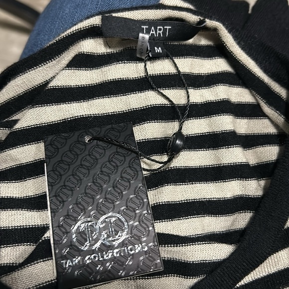 Tart Women’s Black & Cream Striped Cashmere Blend Round Neck Sweater Medium NWT - Picture 5 of 6